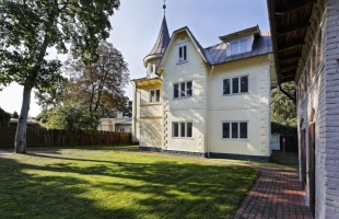 Teātra - Изображение