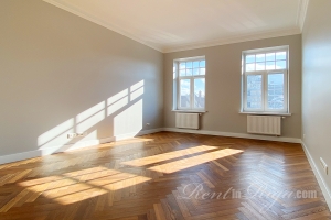 Lāčplēša 23 - Attēls