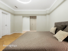 Elizabetes 18 - Изображение