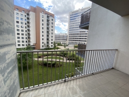 Ropažu 12 - Attēls