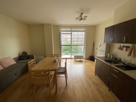 Ropažu 12 - Attēls