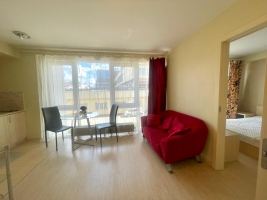 Republikas laukums 3 - Image