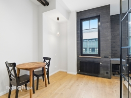 Ernesta Birznieka Upīša 20a - Изображение