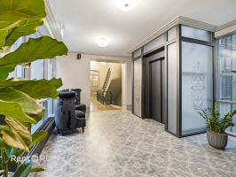 Kalpaka bulvāris 7 - Attēls