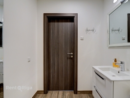 Pulkveža Brieža 35 - Attēls