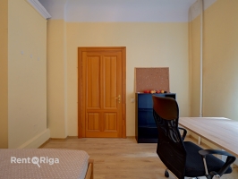 Lāčplēša iela 45 - Image