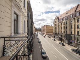 Pulkveža Brieža 10 - Attēls