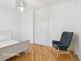 Aristida Briāna 14 - Image