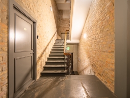 Pulkveža Brieža 10 - Attēls