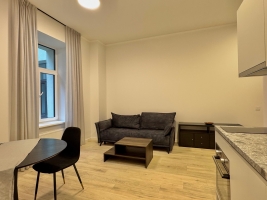 Pulkveža Brieža 10 - Attēls