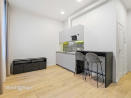 Pulkveža Brieža 10 - Attēls