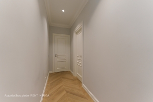 Elizabetes 18 - Attēls