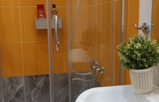 Lāčplēša iela 18 - Attēls