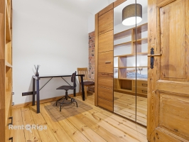 Bruņinieku 12 - Attēls