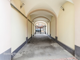 Bruņinieku 12 - Attēls