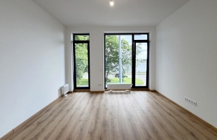 Zaķusalas krastmala 27 - Image