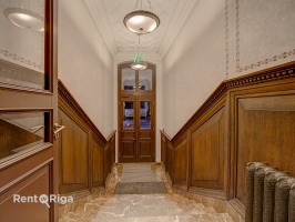 Elizabetes 18 - Attēls