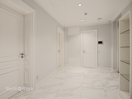 Elizabetes 18 - Attēls