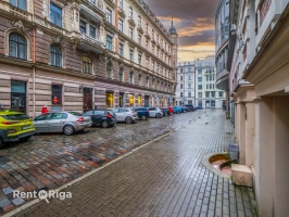 Alfrēda Kalniņa - Attēls