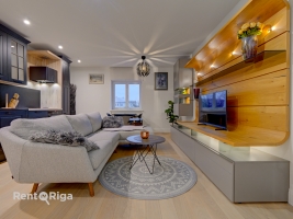 Raiņa bulvāris 27 - Attēls