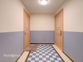 Raiņa bulvāris 27 - Attēls