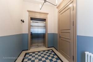 Raiņa bulvāris 27 - Attēls