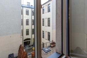 Rūpniecības 1 - Attēls