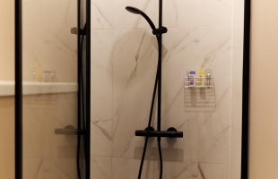 Dzirnavu 20 - Attēls