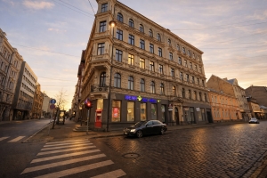 Dzirnavu 43 - Attēls