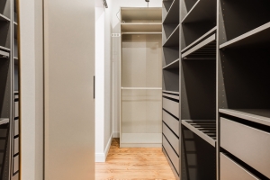 Dzirnavu 20 - Attēls