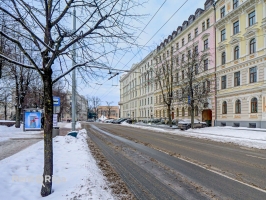 Raiņa bulvāris 2 - Attēls