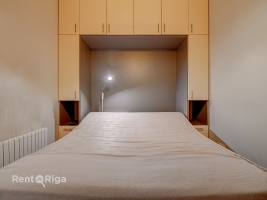 Raiņa bulvāris 2 - Attēls