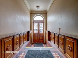 Raiņa bulvāris 2 - Attēls