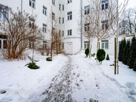 Bruņinieku 121B - Attēls