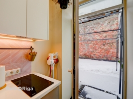 Bruņinieku 121B - Attēls