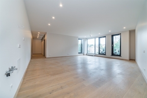 Akas 4 - Изображение