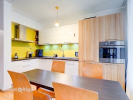 Zaļenieku 21 - Attēls