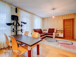 Zaļenieku 21 - Attēls