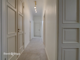 Lāčplēša iela 21 - Изображение