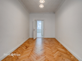 Lāčplēša iela 21 - Изображение