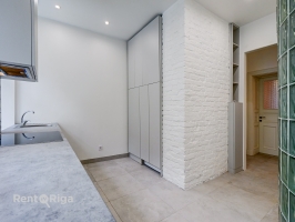 Lāčplēša iela 21 - Изображение