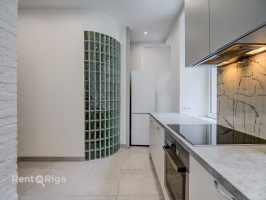 Lāčplēša iela 21 - Изображение