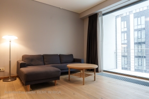 Dzirnavu 83 - Attēls