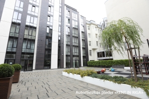 Dzirnavu 83 - Attēls