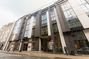 Dzirnavu 83 - Attēls