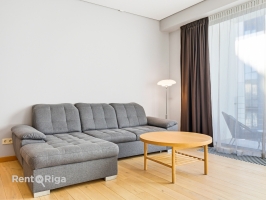 Dzirnavu 83 - Attēls