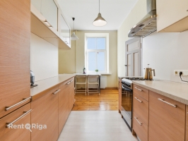 Lāčplēša iela 18 - Attēls