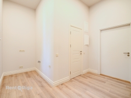 Lāčplēša 36 - Attēls