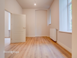 Lāčplēša 36 - Attēls