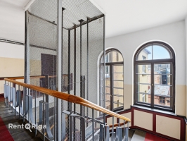 Tērbatas 46 - Attēls